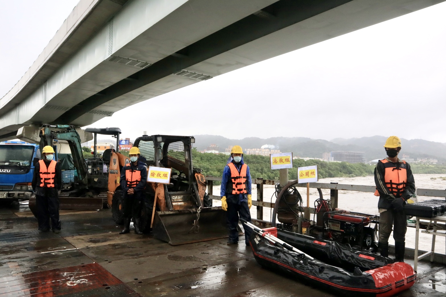因應烟花颱風來襲，三鶯大橋施工團隊已完成分組防颱準備