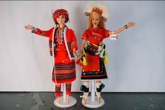 芭比娃娃展示意圖片1