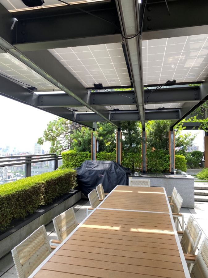 4.三重「冠德天驕社區」屋頂建置3.12kW太陽能光電，每年可減碳1,500公斤