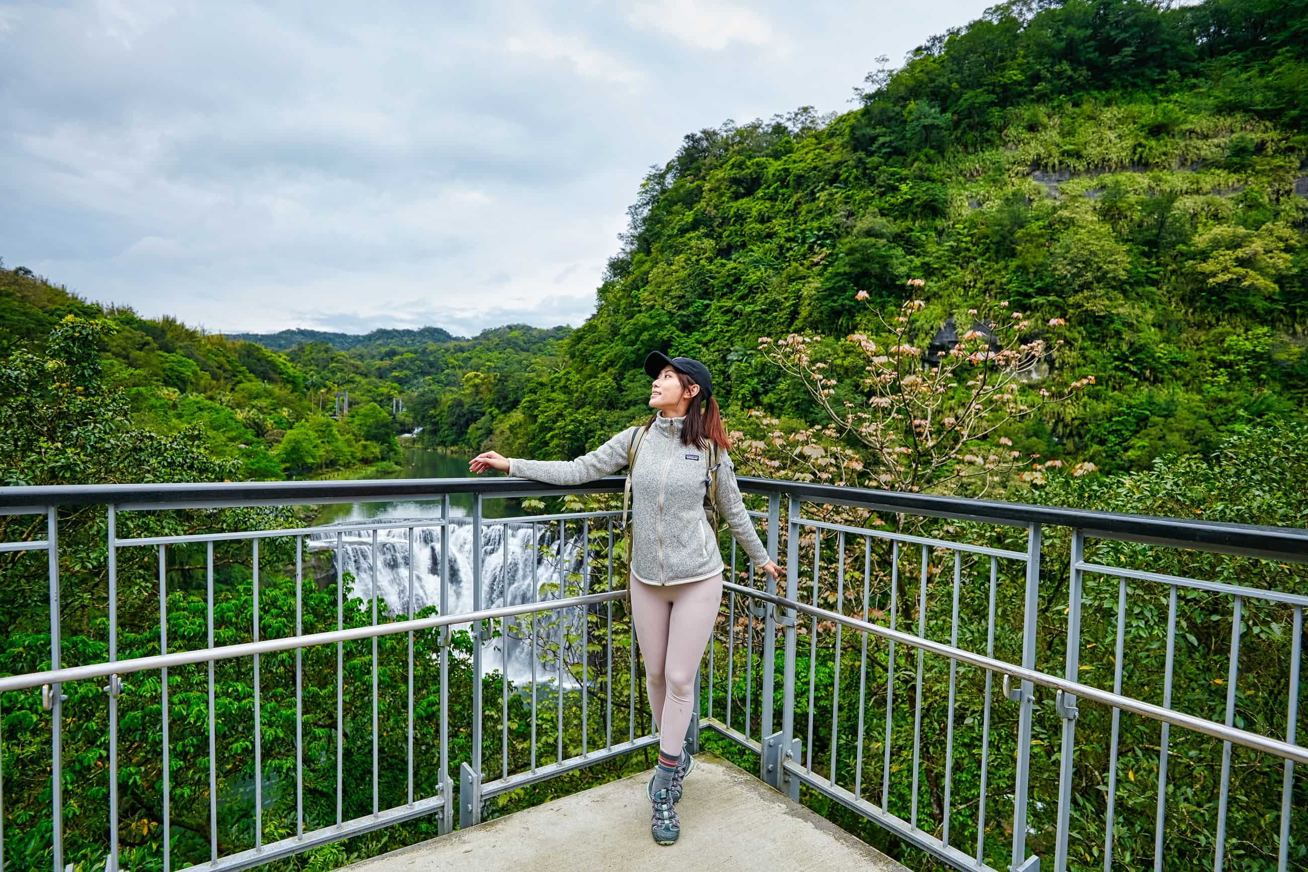 十分瀑布有台灣尼加拉瀑布之稱，設有多處的觀瀑平台，亦設置友善步道，推廣無障礙空間，全民共賞瀑布之美
