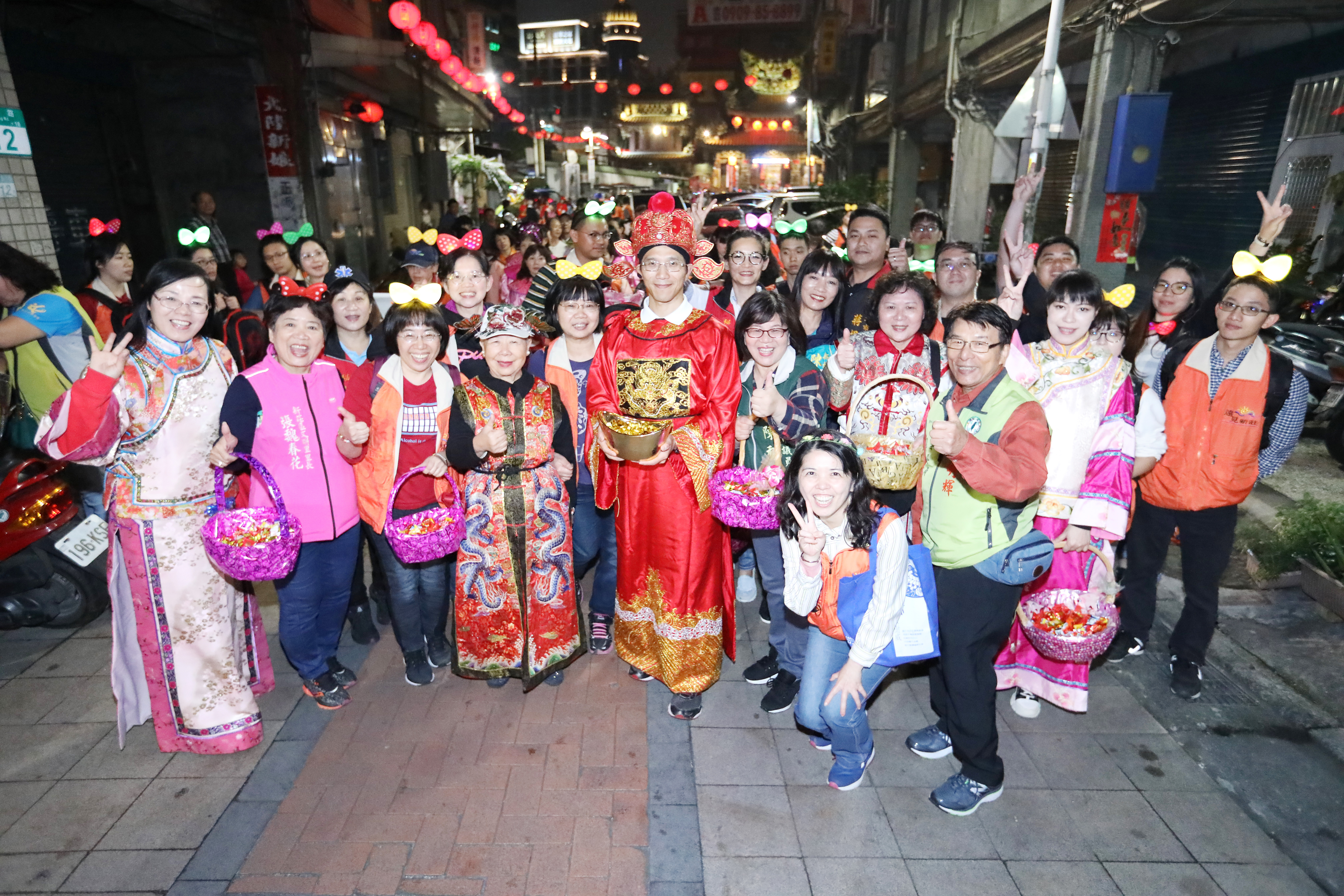 新莊歡慶元宵踩街—廟街熱鬧喜迎財神1