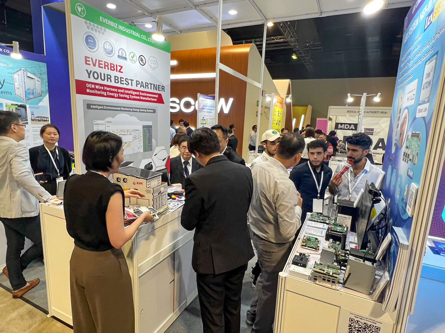 「馬來西亞智慧國家展」今(112)年聚集來自29國超過500家企業參展，市場效益不容小覷。