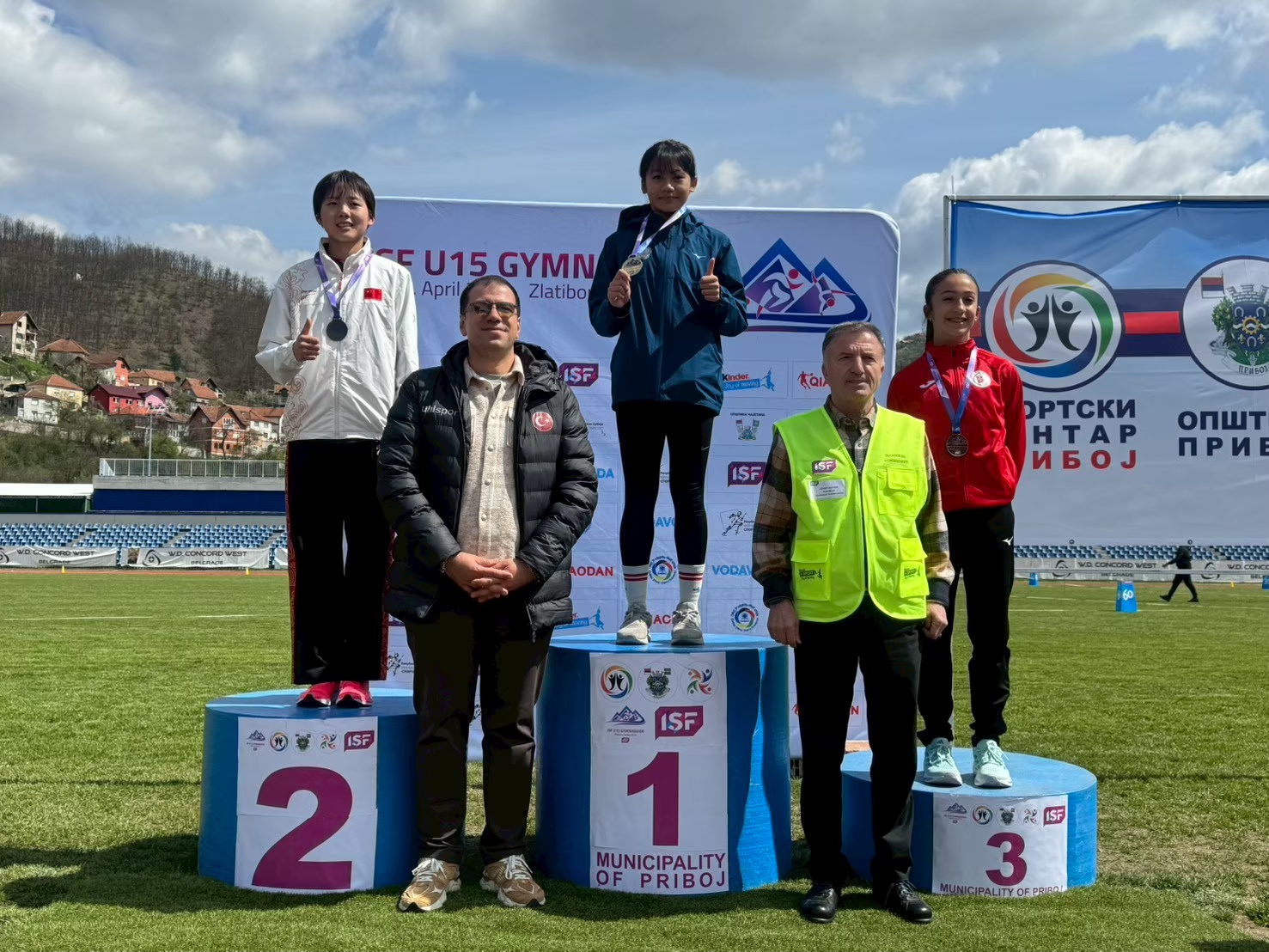 世界中學生U15運動會_明德高中林子婕奪得田徑女子組100公尺跨欄金牌