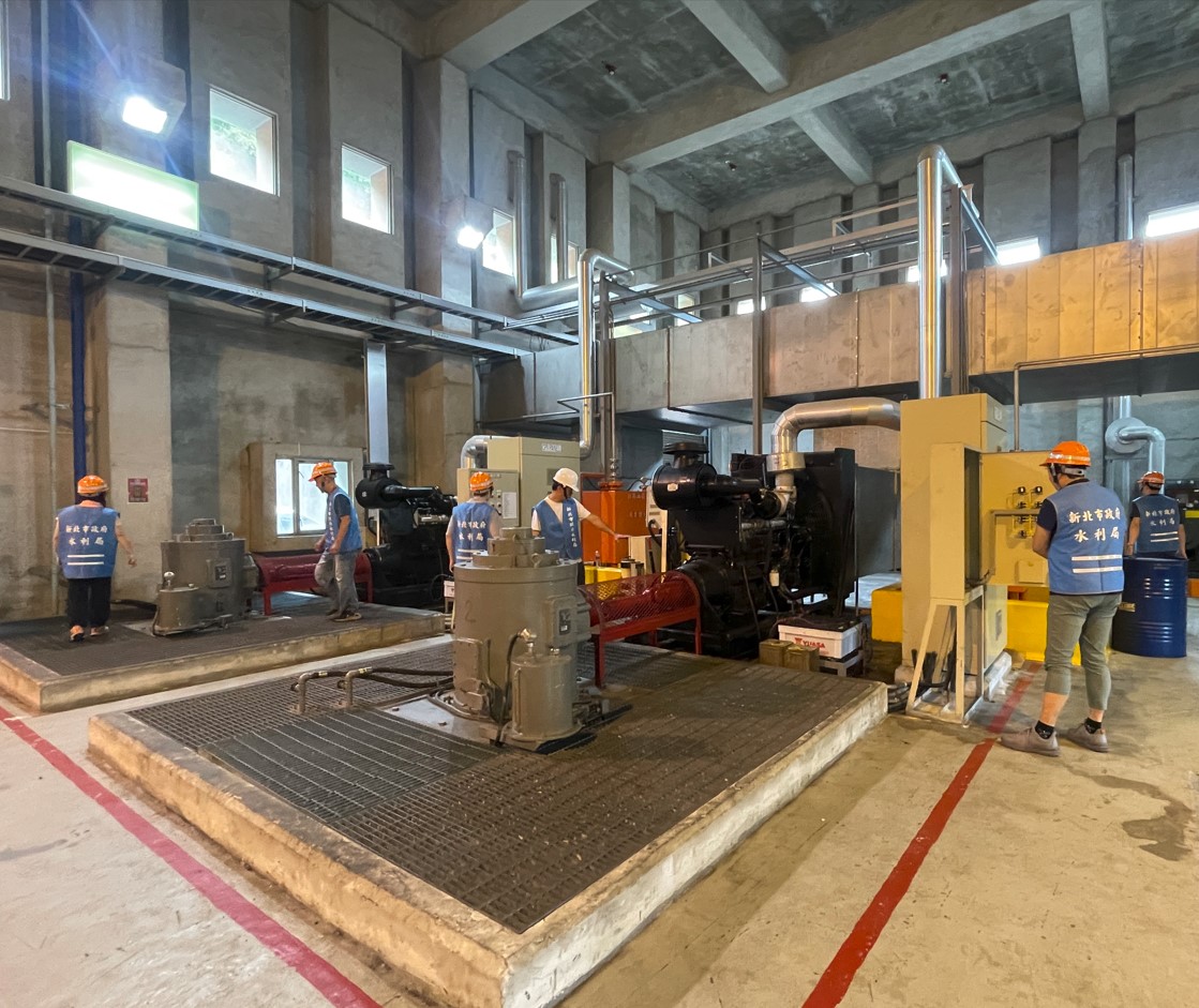 地震停止後,依規定啟動水利建造物不定期檢查,檢視抽水站設備