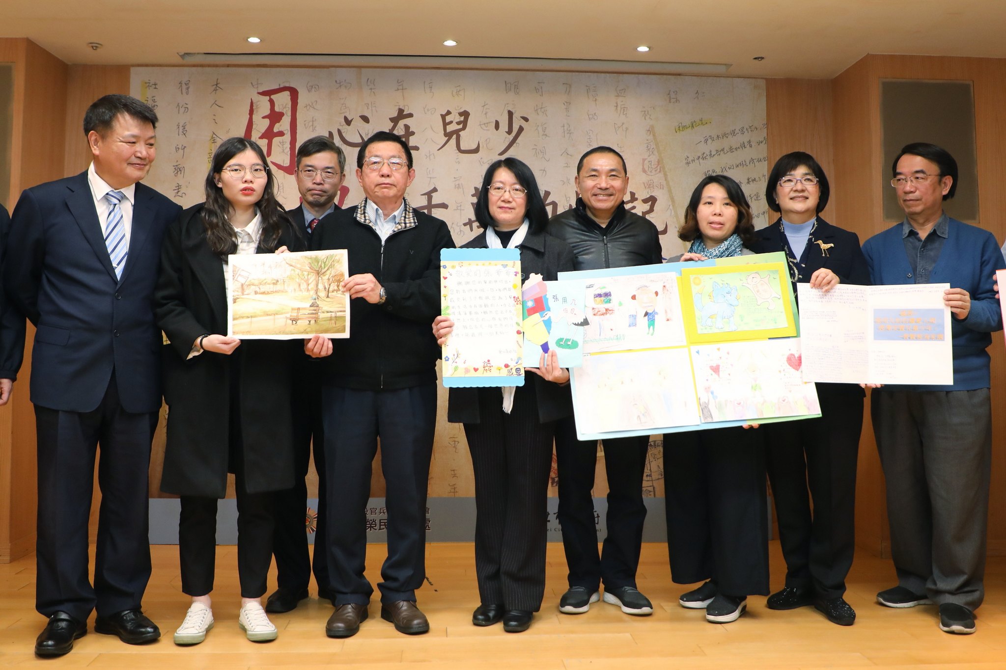 新北市育幼機構院生手寫感謝卡片表達對張用九先生的感激之意