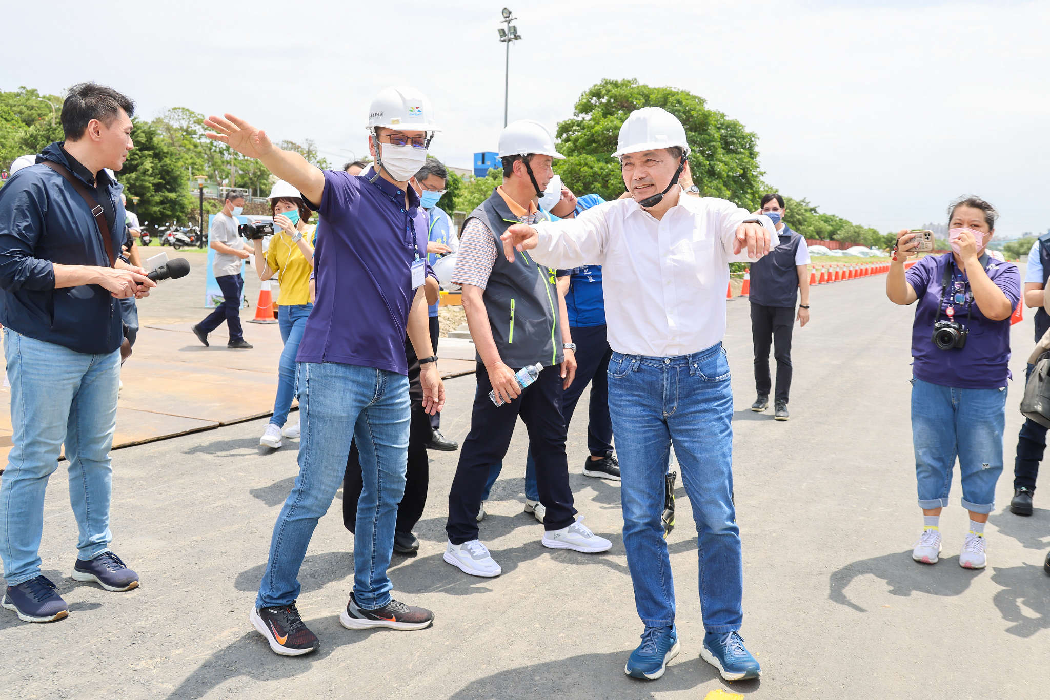 侯友宜市長視察「大漢溪堤外水岸廊道串聯暨周邊環境改善工程」
