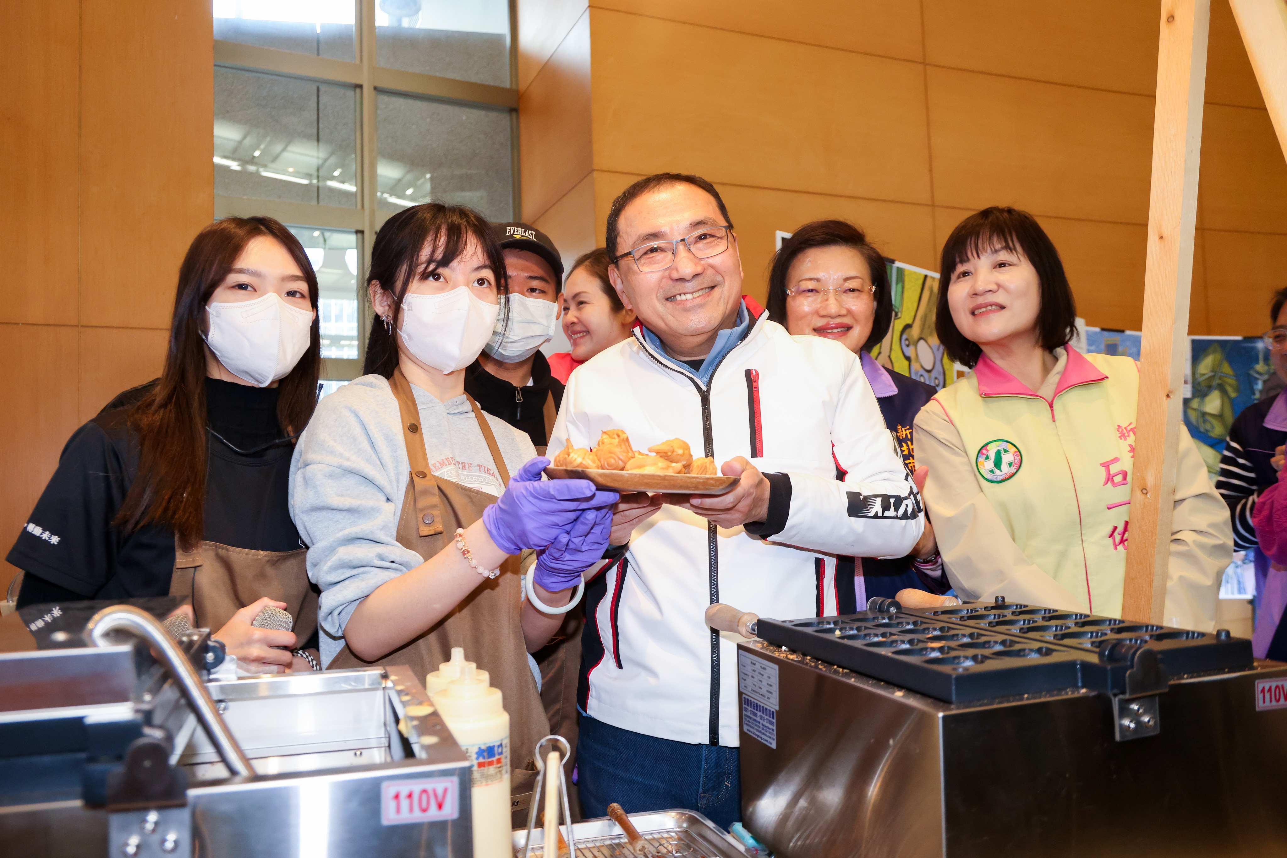 新北市少年中心透過多元社團、培力工作坊等，鼓勵少年培養技能。