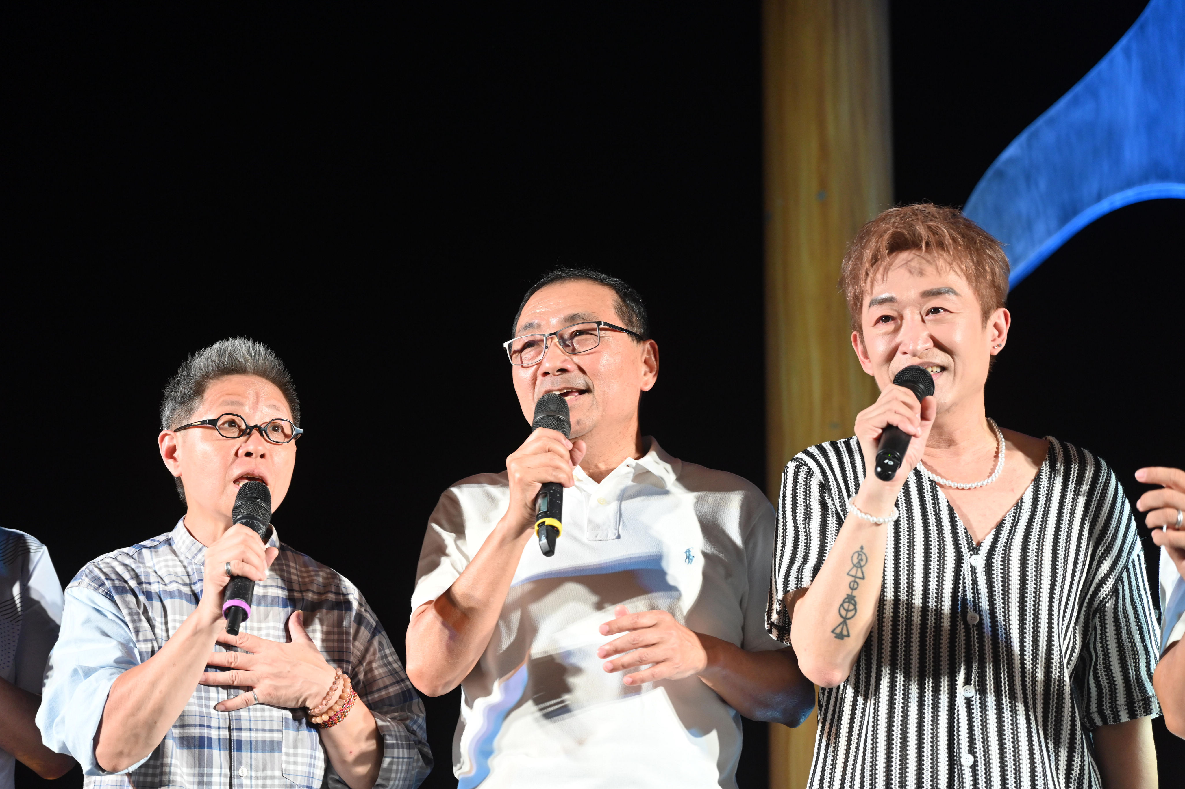 「下一站，憶起唱民歌」演唱會今(24)日登場，侯友宜與民歌手合唱經典民歌「讓我們看雲去」