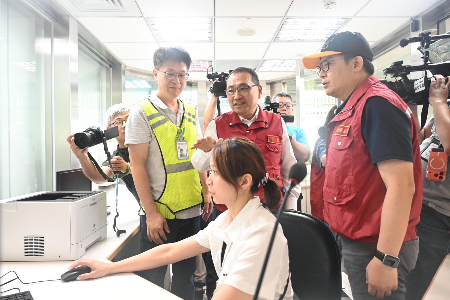 視察捷運三鶯線捷運工程防颱整備工作