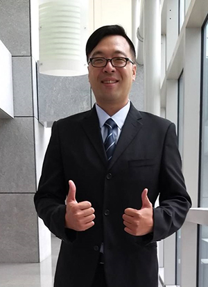 蘆洲區長 鍾耀磊